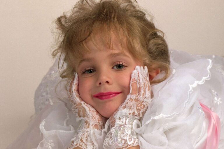 THE MYSTERY OF WHO KILLED JONBENÉT RAMSEY